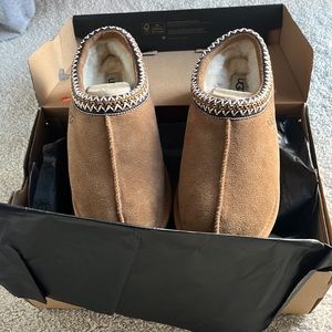 UGG tasman men’s size 9